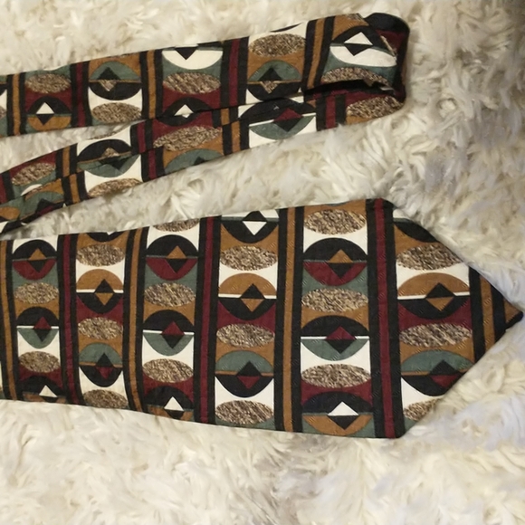 Oscar de la Renta silk geometric multi-colored necktie -made in USA - Picture 7 of 7